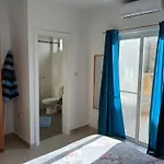 Дом отдыха Seafront 3 Bedroom Semi-villa With An Outstanding Seaview *