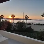 Seafront 3 Bedroom Semi-villa With An Outstanding Seaview Holiday home