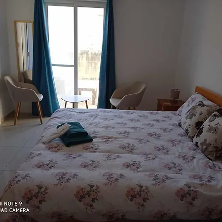 Seafront Semi-villa With The Seaview