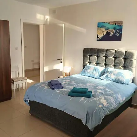 Seafront Semi-villa With The Seaview *