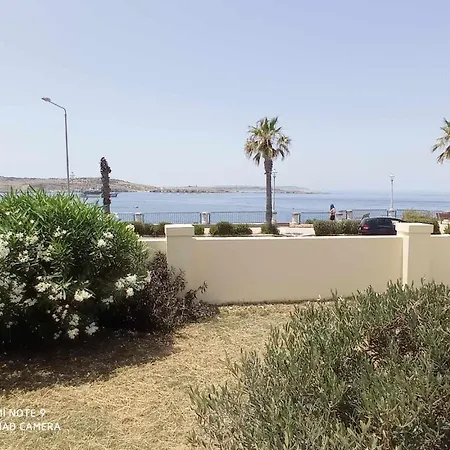 Holiday home Seafront Semi-villa With The Seaview *