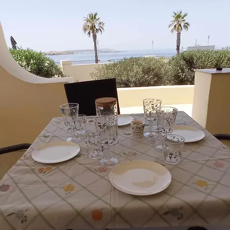 Holiday home Seafront, 3 Bedrooms With The Sea View