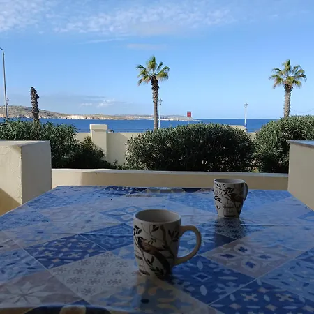 Seafront Semi-villa With The Seaview