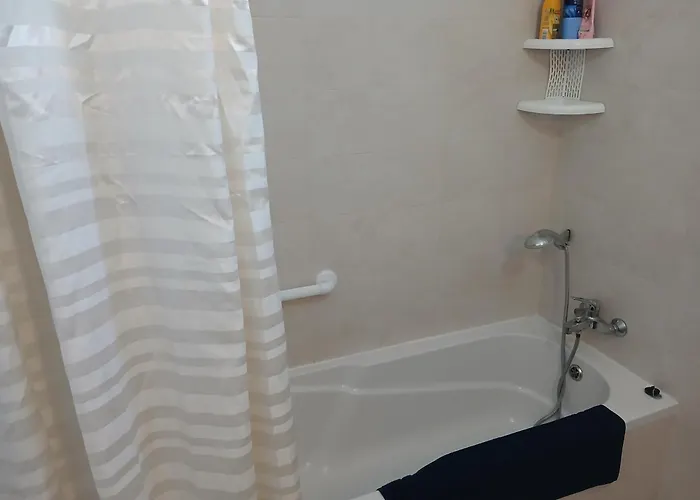 Seafront Semi-villa With An Outstanding Seaview Semesterbostad