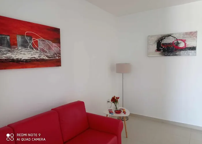 Seafront Semi-villa With An Outstanding Seaview Ferienhaus