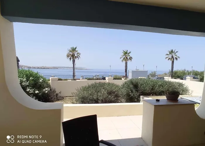 Seafront Semi-villa With An Outstanding Seaview Ferienhaus *