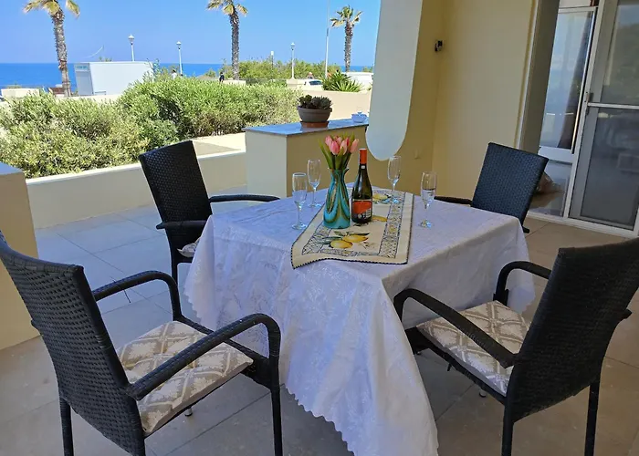 Seafront Semi-villa With An Outstanding Seaview St. Paul's Bay